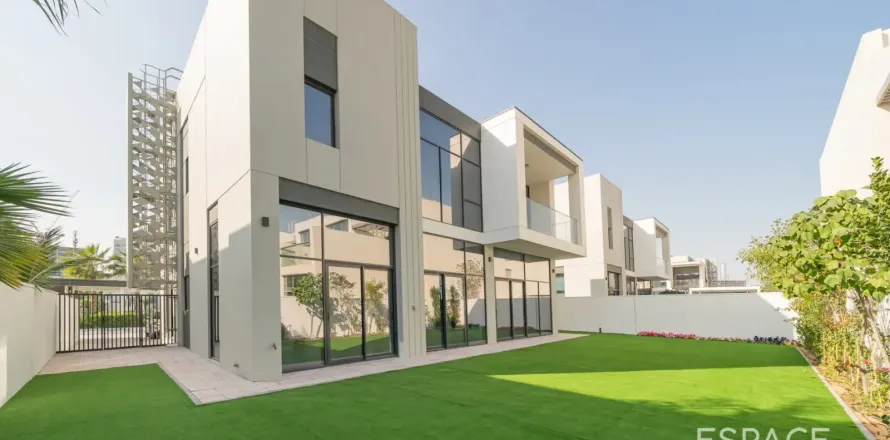 Villa i Al Furjan, Dubai, UAE 5 soveværelser, 414 kvm № 738455