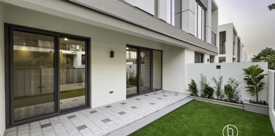 Вілла в Дубай, ОАЕ 3 спальні, 143.8м2 № 669090