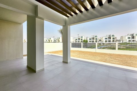 Arabian Ranches 3, Dubai, UAE의 임대용 빌라 침실 5개, 509.48제곱미터 번호 750889 - 사진 18