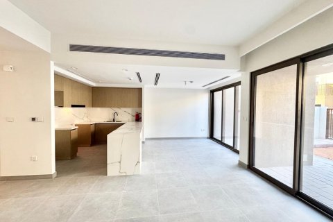 Townhouse til leje i Dubai Land, Dubai, UAE 3 soveværelser, 162.27 kvm № 750887 - foto 2
