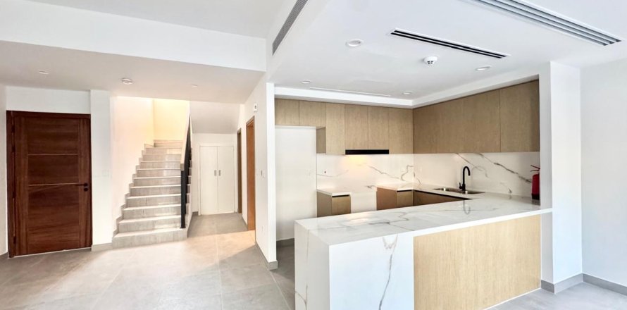 Townhouse i Dubai Land, Dubai, UAE 3 soveværelser, 162.27 kvm № 750887