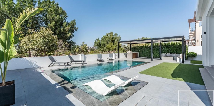 Vilă în Jumeirah Golf Estates, Dubai, EAU 5 dormitoare, 839 mp.  №680811