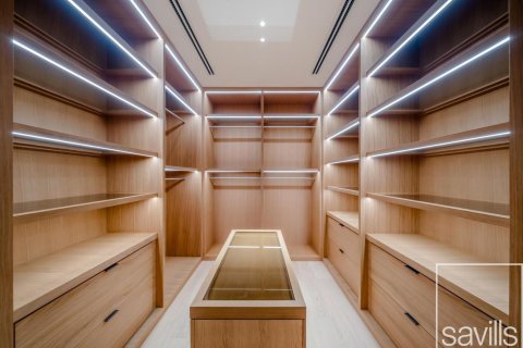 Jumeirah, Dubai, UAE의 판매용 아파트 침실 4개, 542제곱미터 번호 680816 - 사진 15