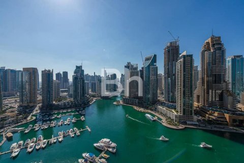 Appartamento in affitto a Dubai Marina, Dubai, EAU 3 camere da letto, 152 mq. № 643678 - foto 17