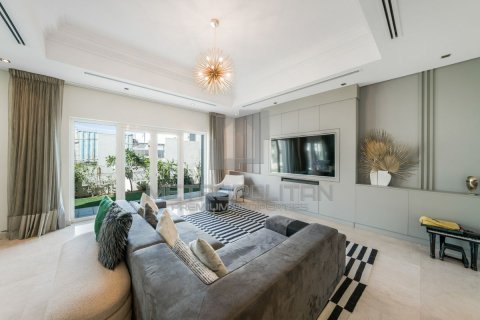 Villa til leie i Al Furjan, Dubai, Emiratene 4 soverom, 600 kvm Nr. 664140 - Foto 2