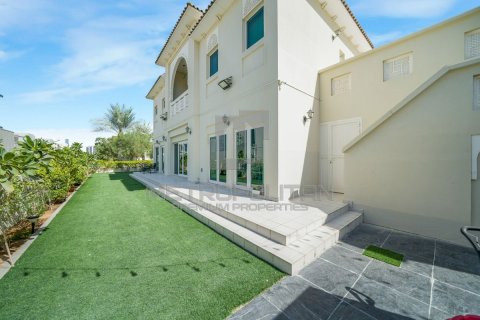 Villa til leie i Al Furjan, Dubai, Emiratene 4 soverom, 600 kvm Nr. 664140 - Foto 26