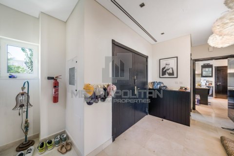 Villa til leie i Al Furjan, Dubai, Emiratene 4 soverom, 600 kvm Nr. 664140 - Foto 5