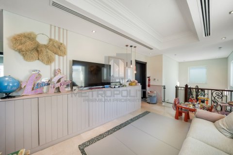 Villa til leie i Al Furjan, Dubai, Emiratene 4 soverom, 600 kvm Nr. 664140 - Foto 11