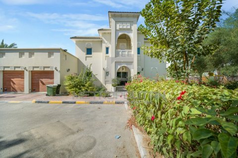 Villa til leie i Al Furjan, Dubai, Emiratene 4 soverom, 600 kvm Nr. 664140 - Foto 19