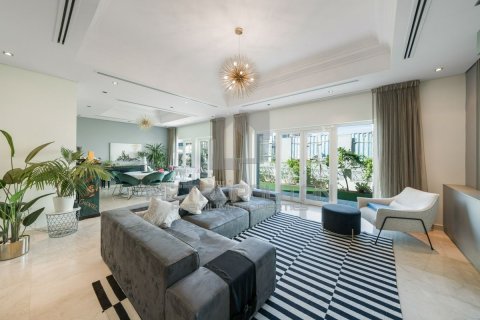 Villa til leie i Al Furjan, Dubai, Emiratene 4 soverom, 600 kvm Nr. 664140 - Foto 1