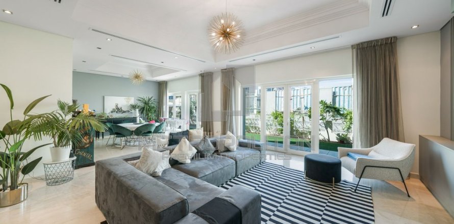 Villa i Al Furjan, Dubai, Emiratene 4 soverom, 600 kvm nr. 664140