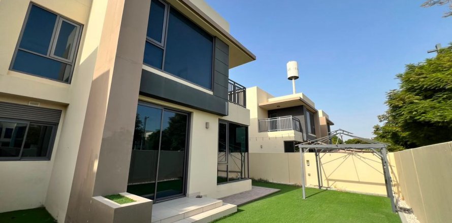 Ridamaja asukohaga Dubai Hills Estate, AÜE: 4 magamistoaga, 277.8 m² Nr 726835