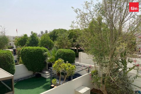 Vilë në Town Square, Dubai, Emiratet e Bashkuara Arabe 3 dhoma gjumi, 220.3 m2. № 726827 - Foto 15