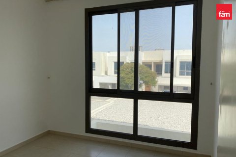 Vilë në Town Square, Dubai, Emiratet e Bashkuara Arabe 3 dhoma gjumi, 220.3 m2. № 726827 - Foto 2