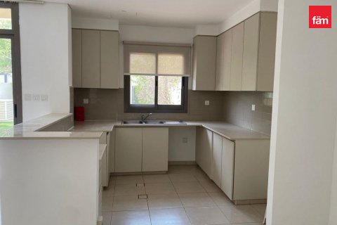 Vilë në Town Square, Dubai, Emiratet e Bashkuara Arabe 3 dhoma gjumi, 220.3 m2. № 726827 - Foto 6