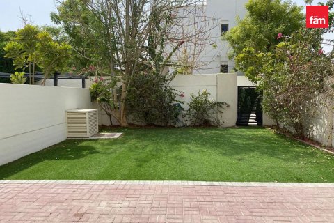 Vilë në Town Square, Dubai, Emiratet e Bashkuara Arabe 3 dhoma gjumi, 220.3 m2. № 726827 - Foto 16