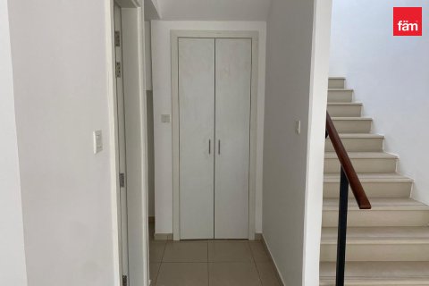 Vilë në Town Square, Dubai, Emiratet e Bashkuara Arabe 3 dhoma gjumi, 220.3 m2. № 726827 - Foto 10