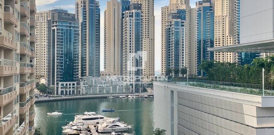 דירה ב Dubai Marina, Dubai, איחוד האמירויות 3 חדרי שינה, 224 מ"ר מספר 663733