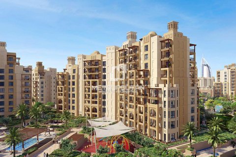 Apartment in Umm Suqeim, Dubai, UAE 3 bedrooms, 240 sq.m. № 663555 - photo 3