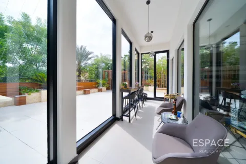 Villa in Arabian Ranches, Dubai, UAE 5 bedrooms, 557 sq.m. № 661128 - photo 13