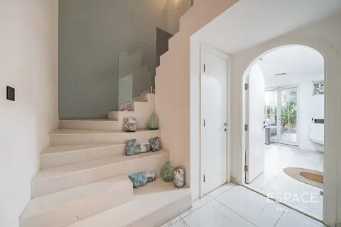 Vila di The Springs, Dubai, UAE 3 bilik tidur, 209 meter persegi № 661133 - foto 10