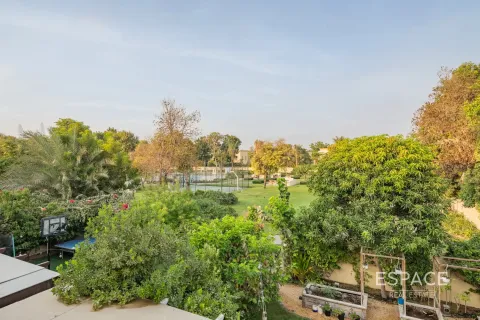 Vila di The Springs, Dubai, UAE 3 bilik tidur, 209 meter persegi № 661133 - foto 1