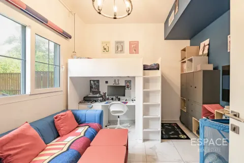 Vila di The Springs, Dubai, UAE 3 bilik tidur, 209 meter persegi № 661133 - foto 9