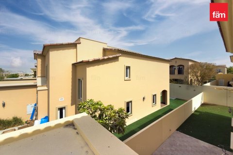 Vilă de închiriat în Dubai, EAU 3 dormitoare, 325 mp.  №758423 - poză 27