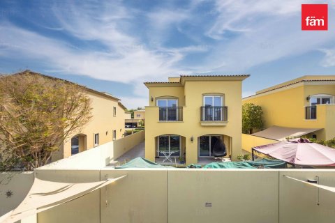 Vilă de închiriat în Dubai, EAU 3 dormitoare, 325 mp.  №758423 - poză 24