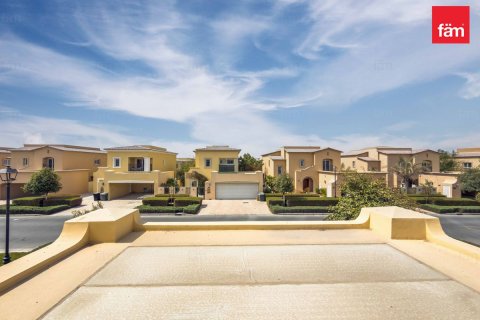 Vilă de închiriat în Dubai, EAU 3 dormitoare, 325 mp.  №758423 - poză 25