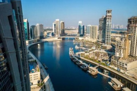 Apartment in Business Bay, Dubai, UAE 2 bedrooms, 157.12 sq.m. № 637788 - photo 7