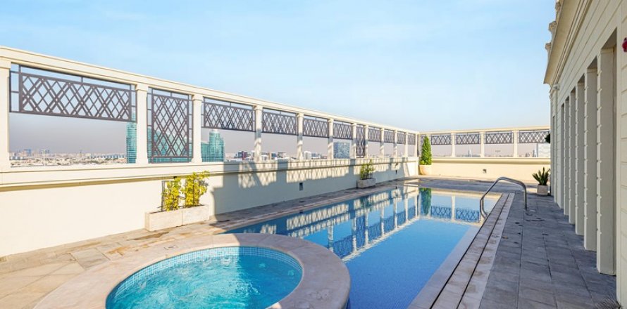 Střešní byt v Bur Dubai, SAE 5 ložnice, 1207.04 m² Č.: 637790