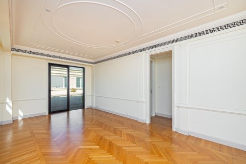 Střešní byt v Bur Dubai, SAE 5 ložnice, 1207.04 m² Č.: 637790 - fotografie 13