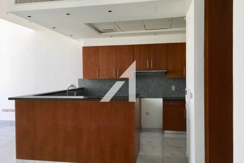 Duplex in DIFC, Dubai, UAE 2 bedrooms, 151 sq.m. № 687811 - photo 11