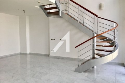 Duplex in DIFC, Dubai, UAE 2 bedrooms, 151 sq.m. № 687811 - photo 7
