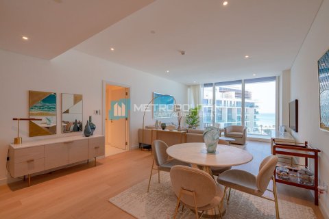 Müüa korter on the Saadiyat Island, Abu Dhabi, AÜE: 2 magamistoaga, 185.2 m² Nr 687772 - pilt 3