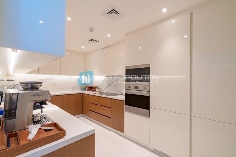 Müüa korter on the Saadiyat Island, Abu Dhabi, AÜE: 2 magamistoaga, 185.2 m² Nr 687772 - pilt 10