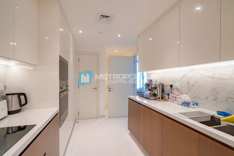 Müüa korter on the Saadiyat Island, Abu Dhabi, AÜE: 2 magamistoaga, 185.2 m² Nr 687772 - pilt 12