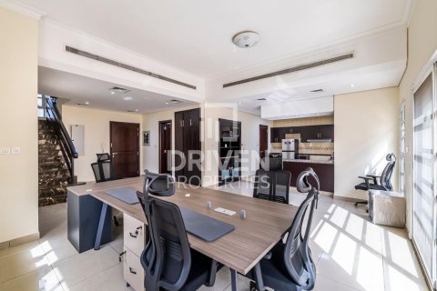 Dubai Sports City、Dubai、UAE にあるヴィラの賃貸物件 3ベッドルーム、310 m2、No684674 - 写真 9