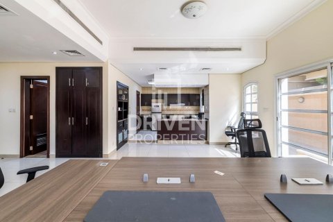 Вилла в Dubai Sports City, Дубай, ОАЭ 3 спальни, 310м2 № 684674