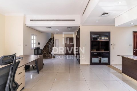 Dubai Sports City、Dubai、UAE にあるヴィラの賃貸物件 3ベッドルーム、310 m2、No684674 - 写真 10