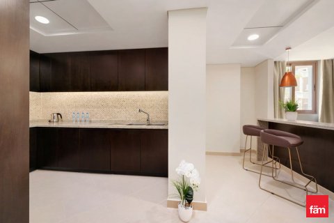 Hotel Apartment in Palm Jumeirah, Dubai, UAE 1 bedroom, 116.1 sq.m. № 647752 - photo 6
