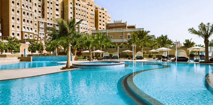 Hotel Apartment in Palm Jumeirah, Dubai, UAE 1 bedroom, 116.1 sq.m. № 647752