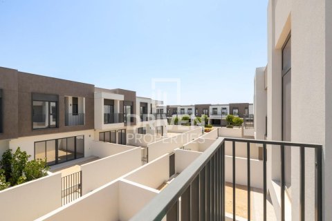 Villa til salg i Dubai South (Dubai World Central), Dubai, UAE 3 soveværelser, 144.28 kvm № 755588 - foto 14