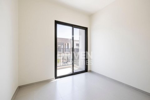 Villa til salg i Dubai South (Dubai World Central), Dubai, UAE 3 soveværelser, 144.28 kvm № 755588 - foto 10