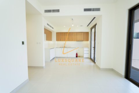Villa in Dubai South (Dubai World Central), Dubai, UAE 3 bedrooms, 141 sq.m. № 669578 - photo 1