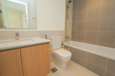 Villa in Dubai South (Dubai World Central), Dubai, UAE 3 bedrooms, 141 sq.m. № 669578 - photo 18