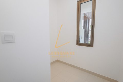 Villa in Dubai South (Dubai World Central), Dubai, UAE 3 bedrooms, 141 sq.m. № 669578 - photo 14