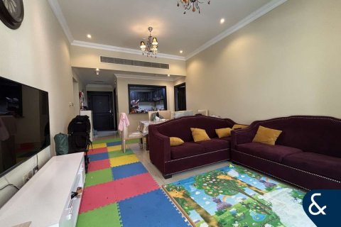 Apartment in Jumeirah Village Circle, Dubai, UAE 2 bedrooms, 142 sq.m. № 670909 - photo 2