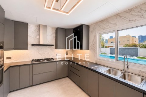 Villa uthyres i Meadows, Dubai, UAE 4 sovrum, 1221 kvm Nr. 741385 - fotografi 13